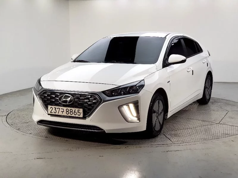 Hyundai Ioniq