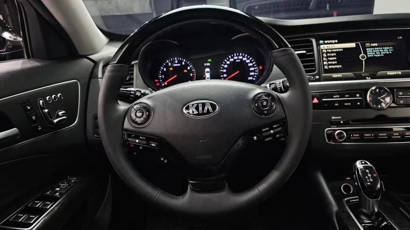 Kia K9