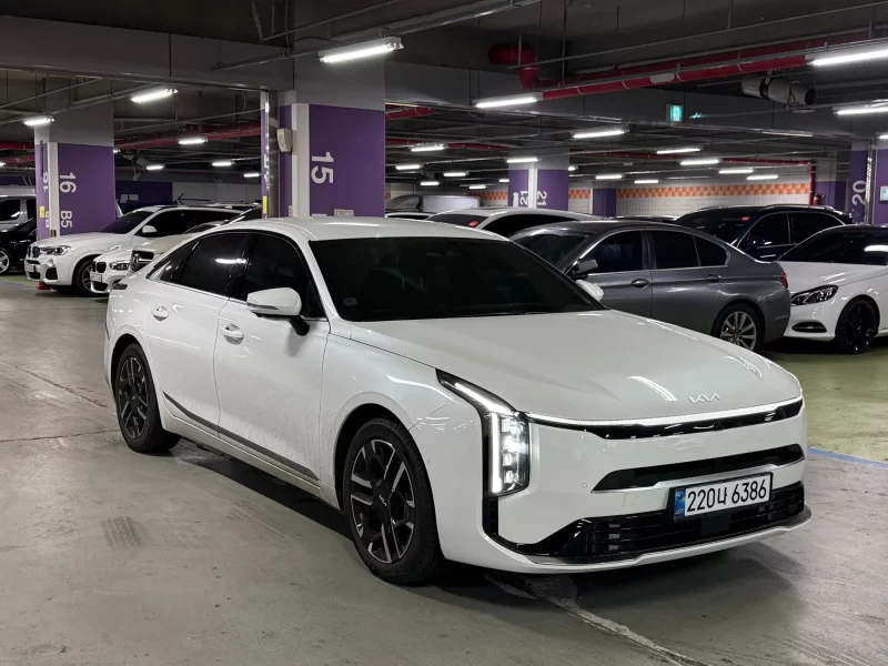 Kia K8