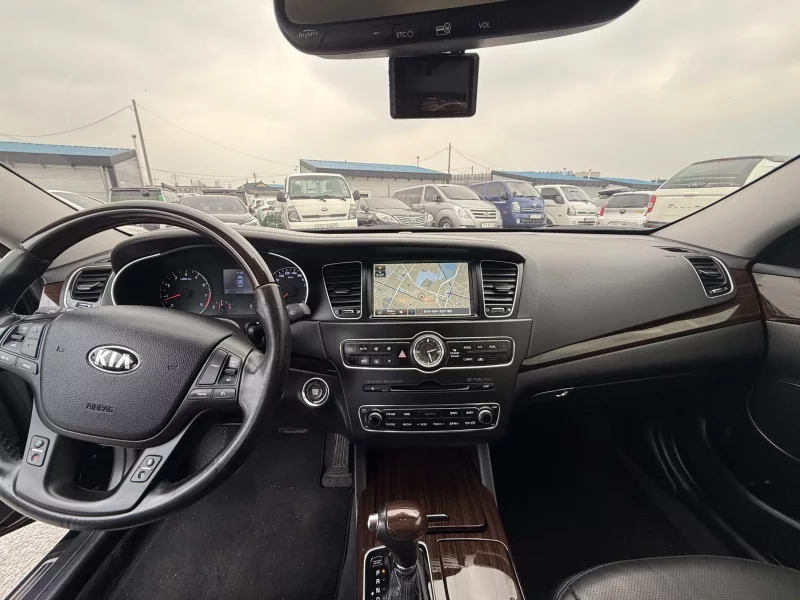 Kia K7