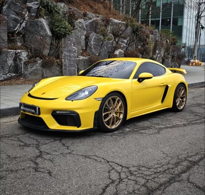 Porsche CAYMAN