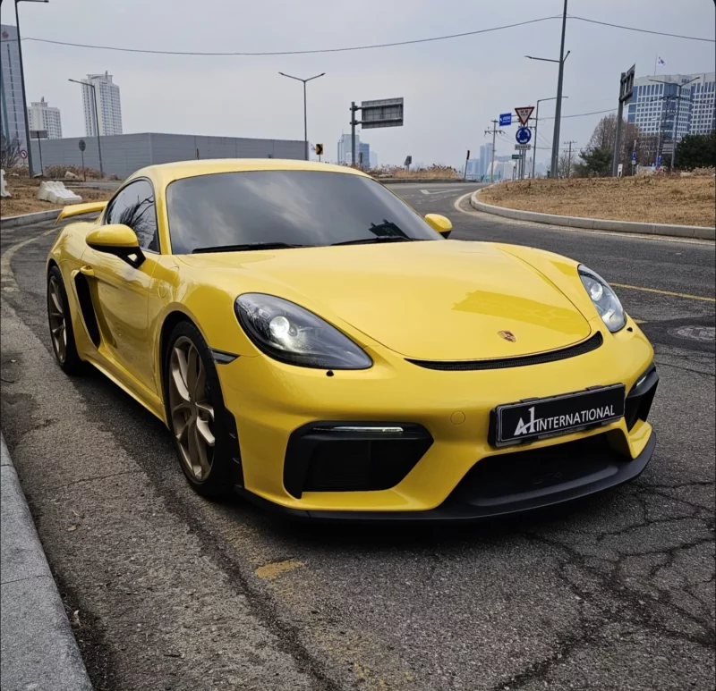 Porsche CAYMAN