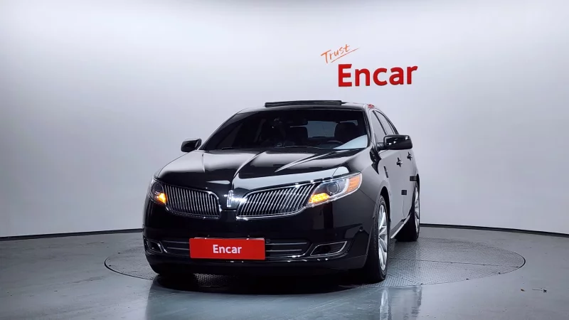 Lincoln MKS