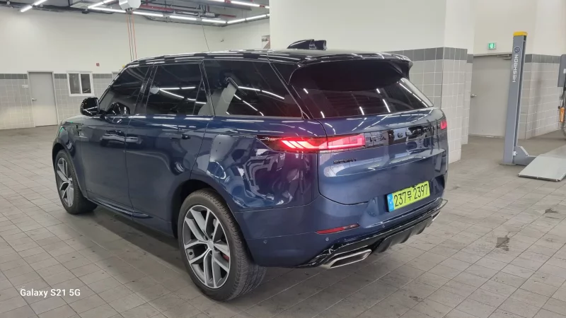 Land Rover RANGE ROVER SPORT