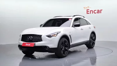 Infiniti QX70
