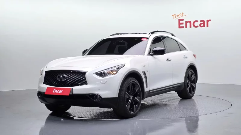 Infiniti QX70