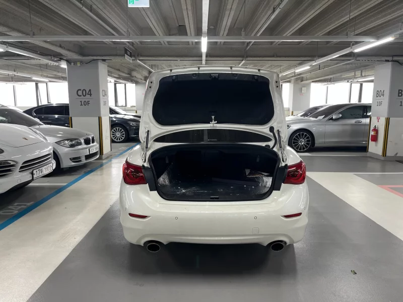 Infiniti Q50