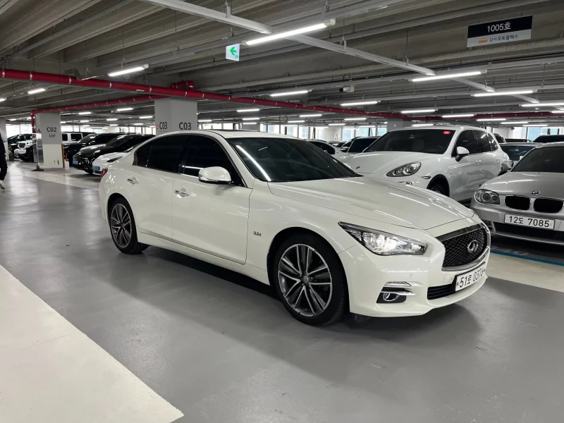 Infiniti Q50