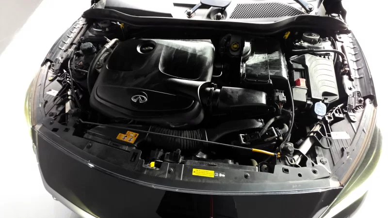 Infiniti Q30