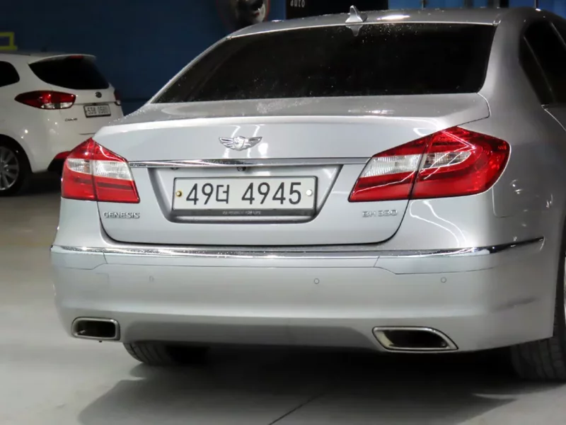 Hyundai Genesis