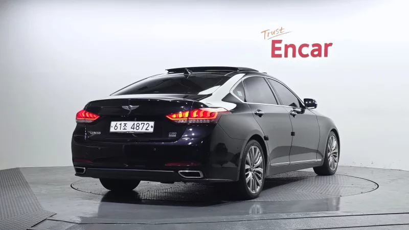 Hyundai Genesis