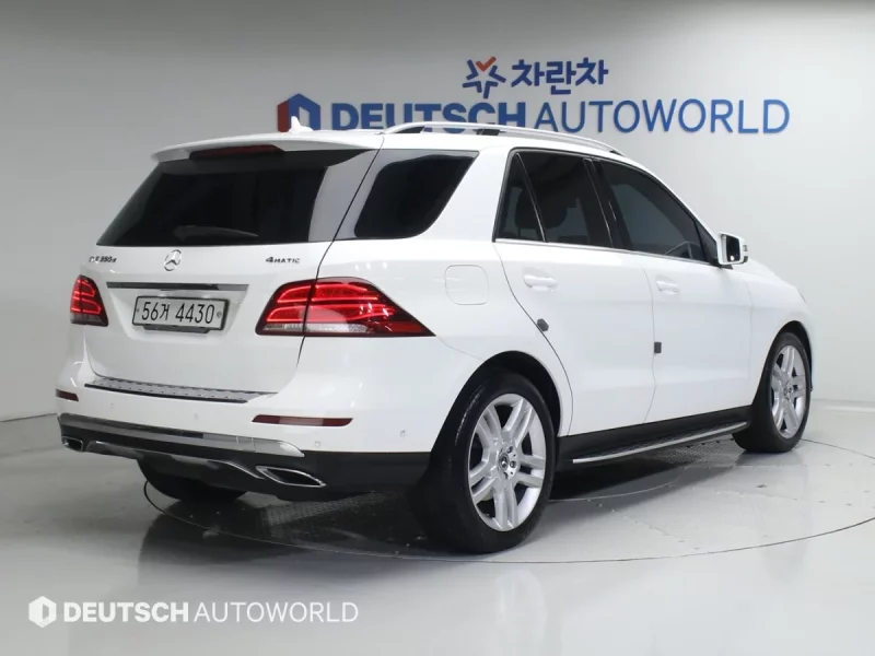 Mercedes-Benz GLE-Class