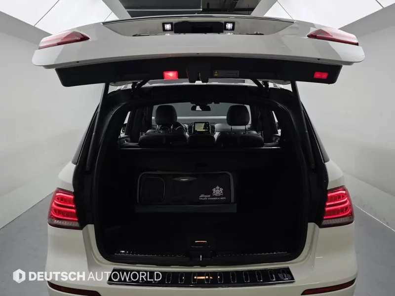 Mercedes-Benz GLE-Class