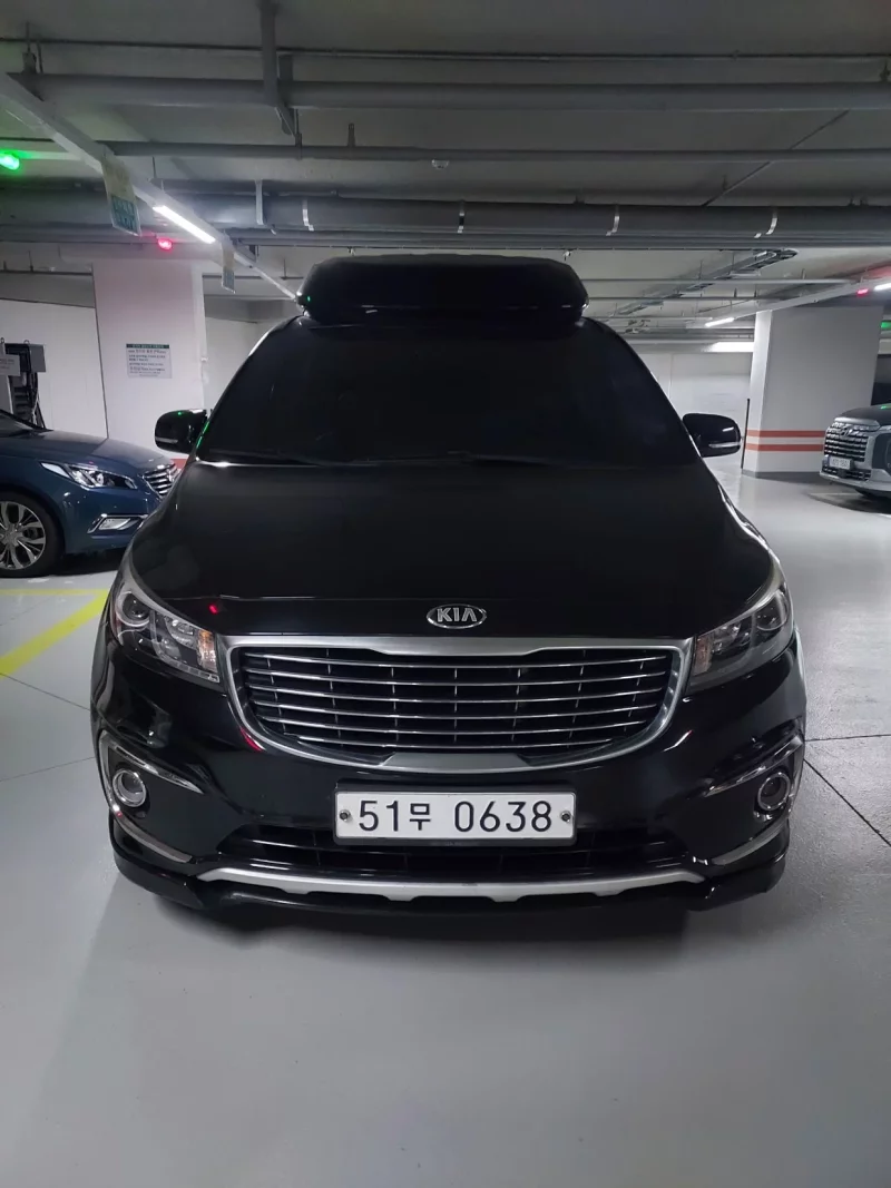 Kia Carnival