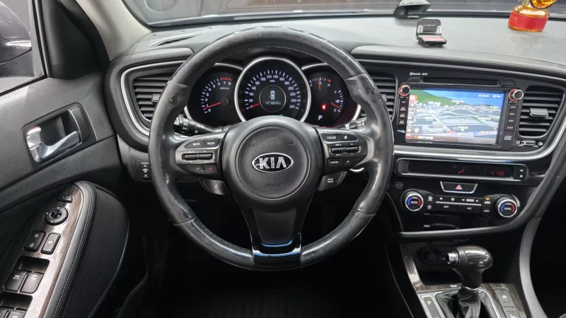 Kia K5