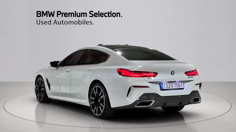 BMW 8-Series