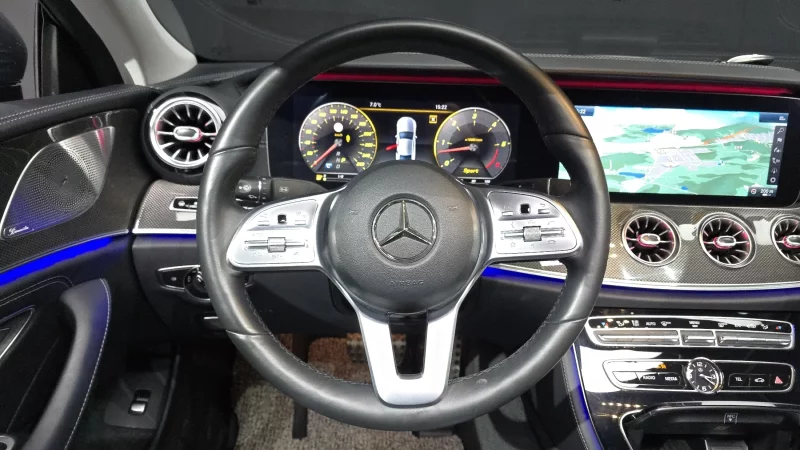 Mercedes-Benz CLS-Class