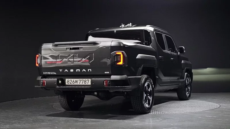 Kia Tasman