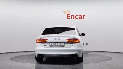Audi S6