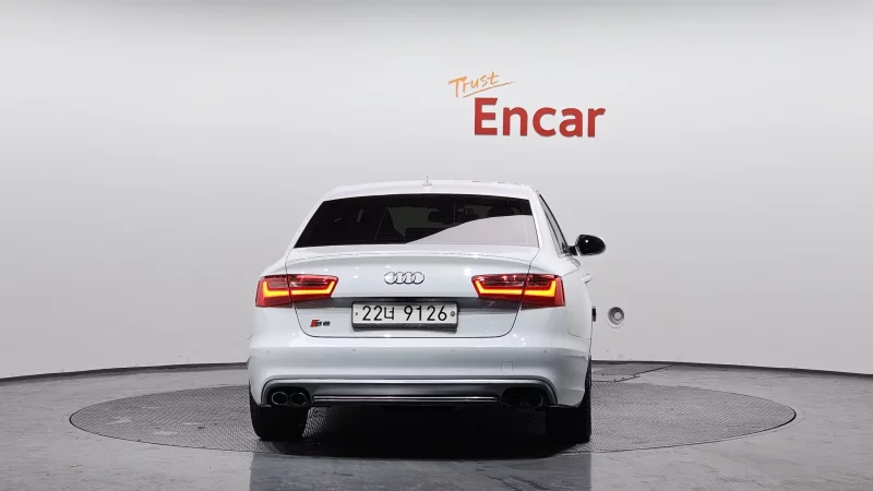 Audi S6