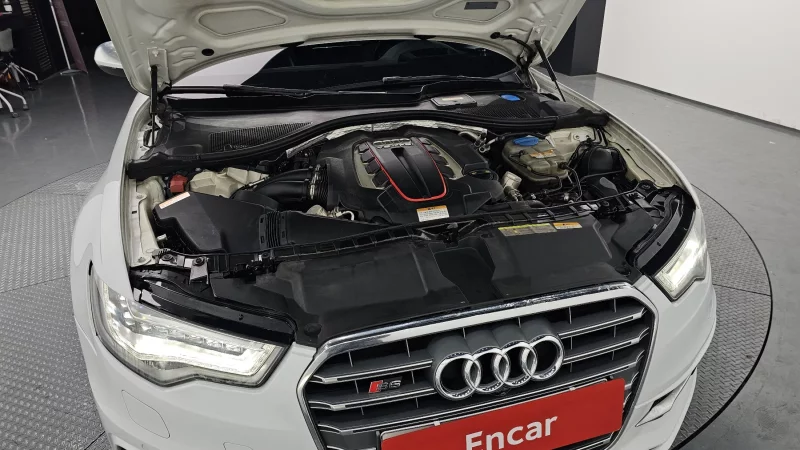 Audi S6