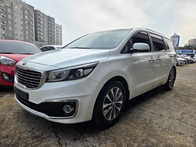 Kia Carnival