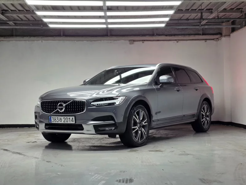 Volvo V90