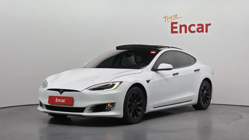 Tesla MODEL S
