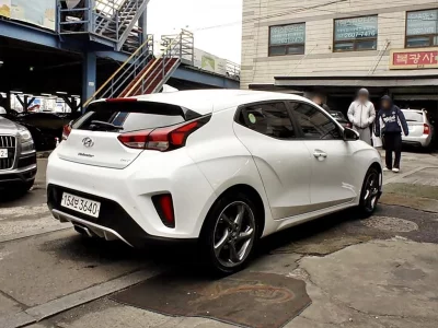 Hyundai Veloster