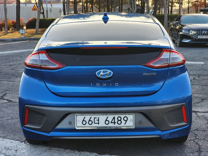 Hyundai Ioniq