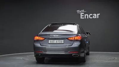 Hyundai Genesis