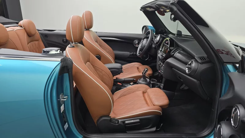 MINI Cooper Convertible