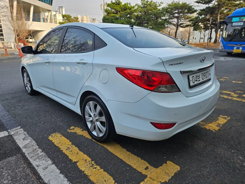 Hyundai Accent