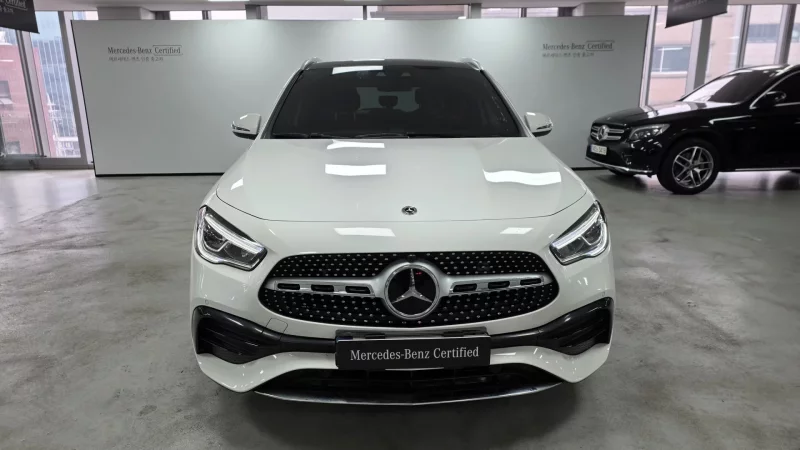 Mercedes-Benz GLA-Class