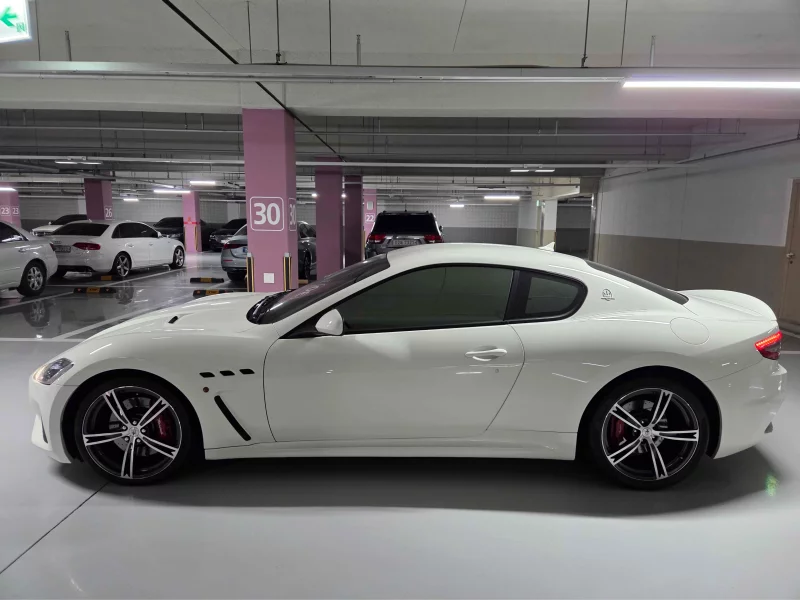 Maserati GRANTURISMO