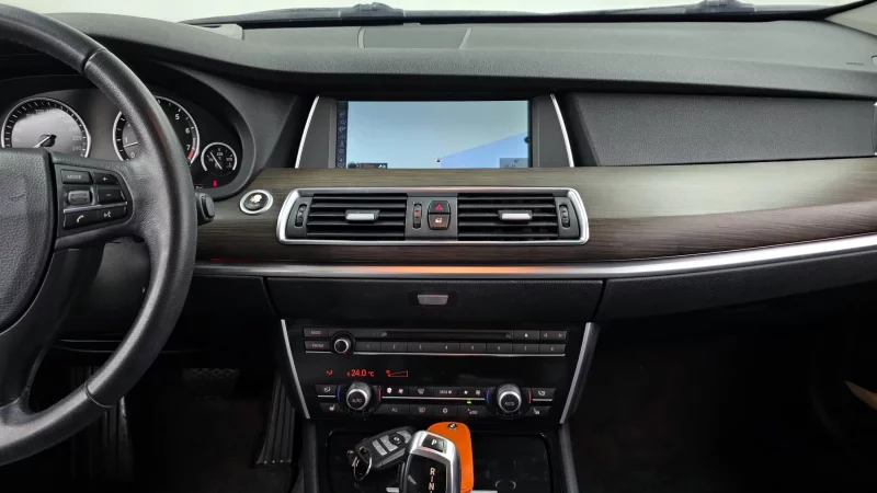 BMW 5-Series Gran Turismo