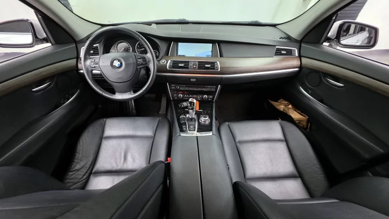 BMW 5-Series Gran Turismo