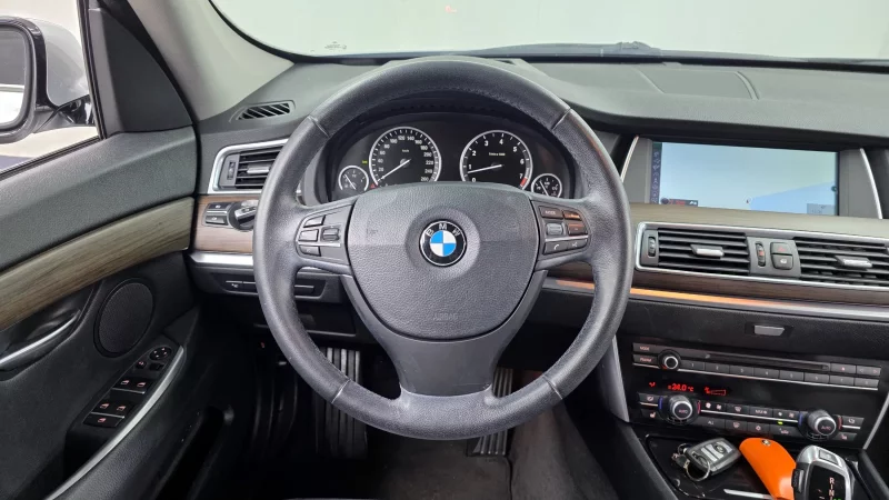 BMW 5-Series Gran Turismo