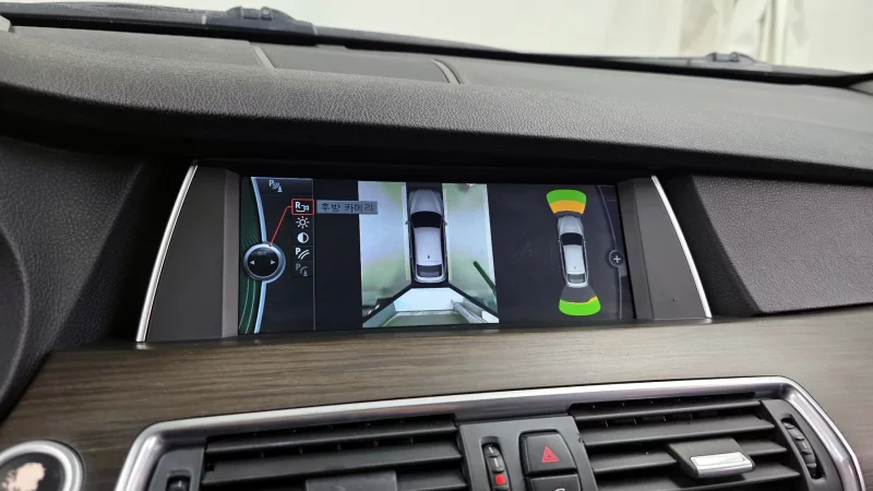 BMW 5-Series Gran Turismo