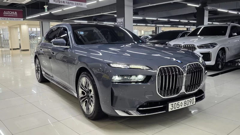 BMW 7-Series