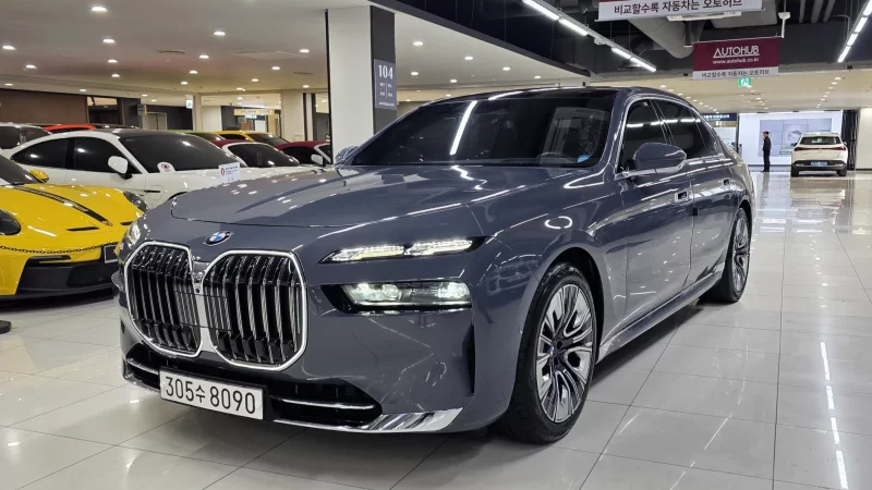 BMW 7-Series