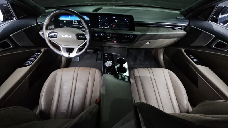 Kia K8