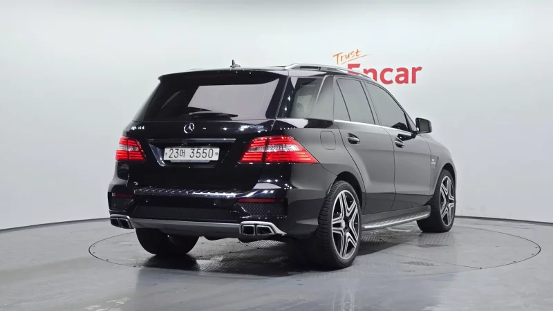 Mercedes-Benz M-class