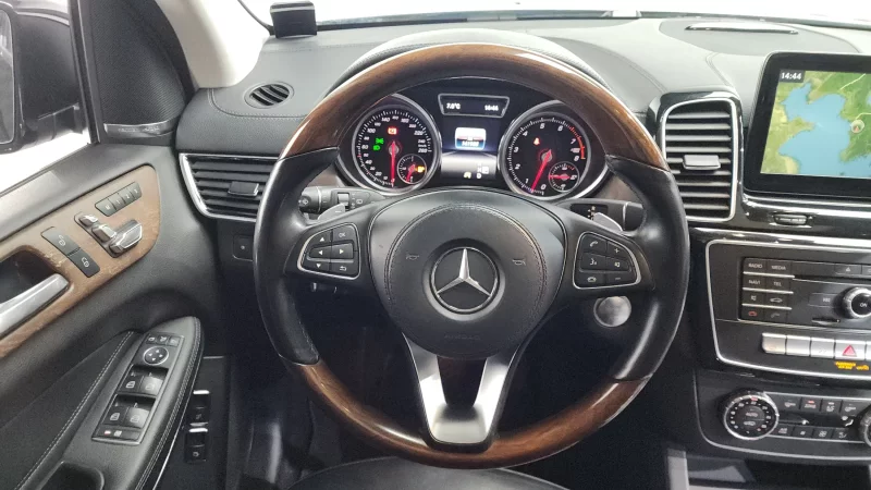 Mercedes-Benz GLS-Class