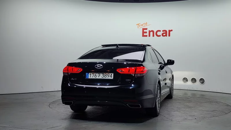 Hyundai Aslan