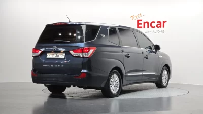 SsangYong Korando Turismo