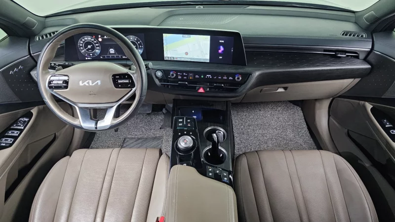Kia K8