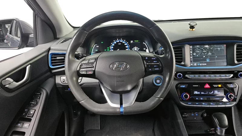 Hyundai Ioniq