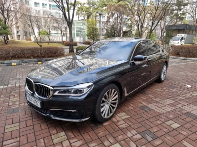 BMW 7-Series