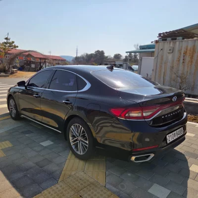 Hyundai Grandeur